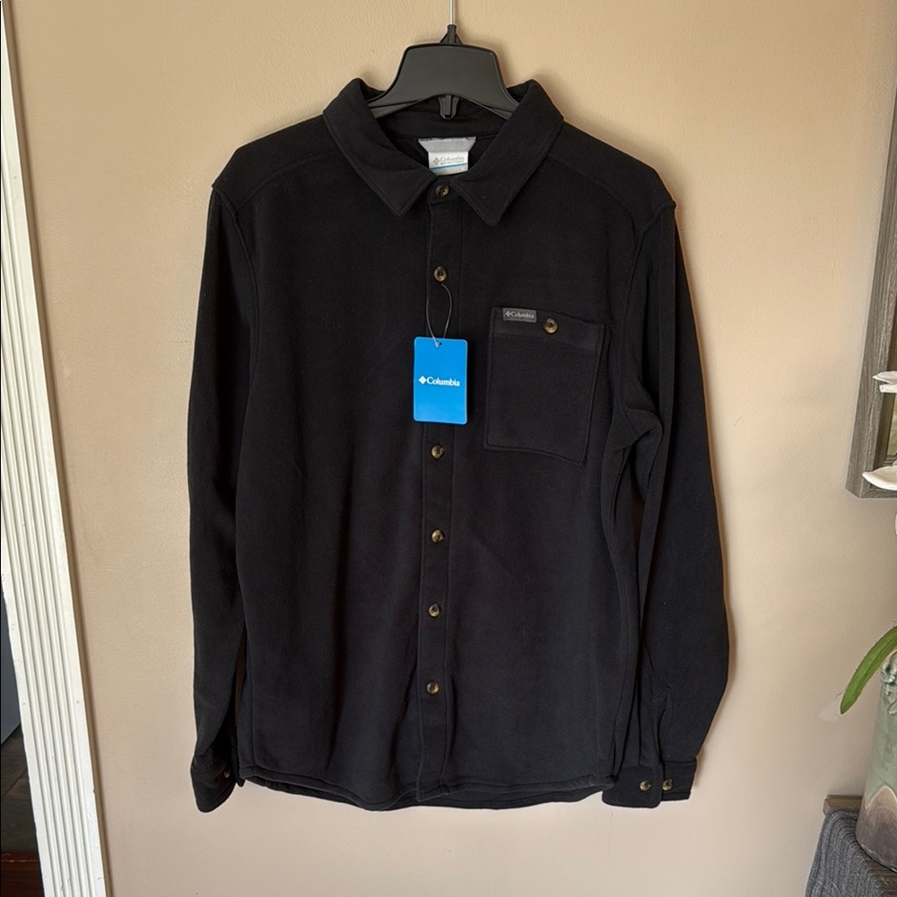 Columbia Black Button-Up Shirt